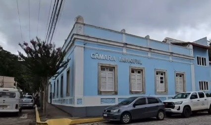 Tesoureira da Câmara de Santa Maria Madalena é acusada de desviar R$ 700 mil para apostas online