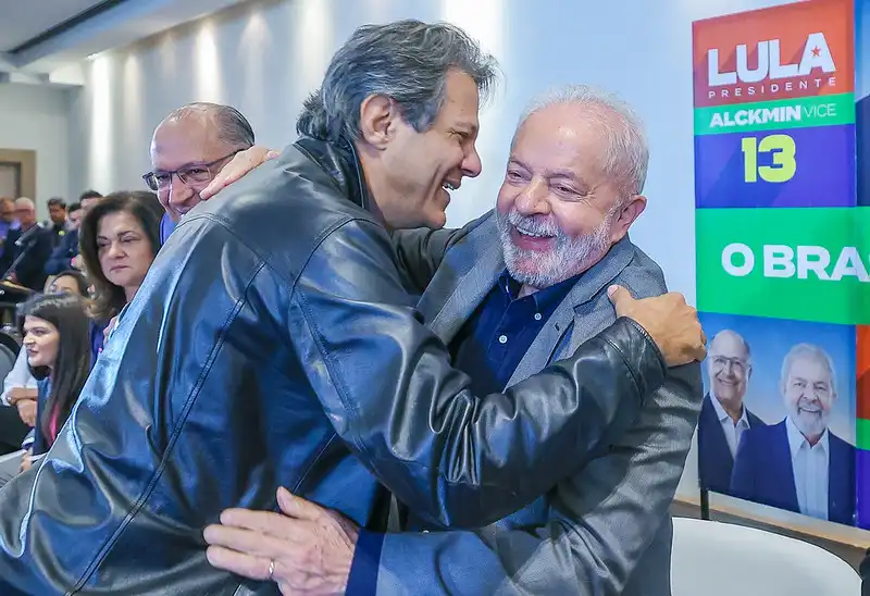 Farra com Dinheiro Público: O Espetáculo Sujo do Governo Lula que Custará Caro ao País