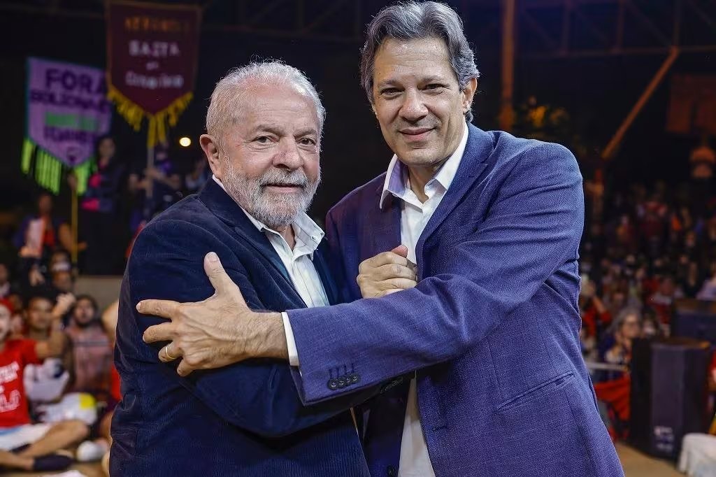 A incoerência da luta de classes de Lula diante do perdão milionário do STF