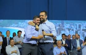 Crise política expõe fragilidade do governador Cláudio Castro e consolida poder de Rodrigo Bacellar