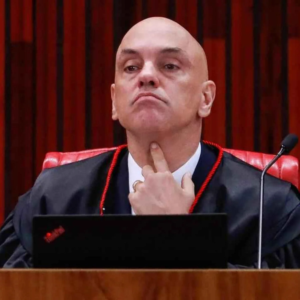 A Ditadura da Toga e a Suprema Humilhação de Bolsonaro