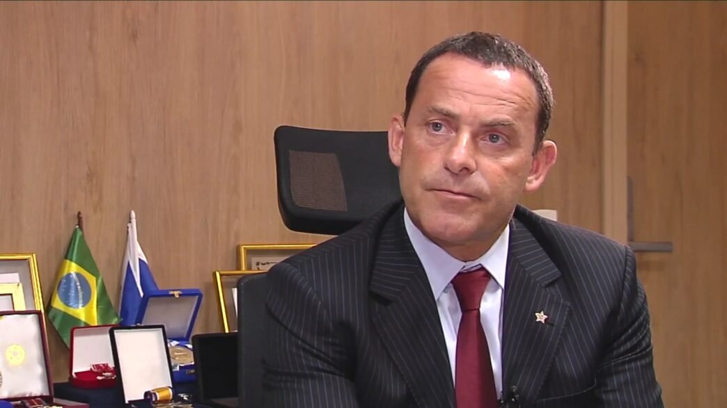 Ex-secretário Allan Turnowski se entrega à Corregedoria; Justiça revoga liminar e manda prisão preventiva
