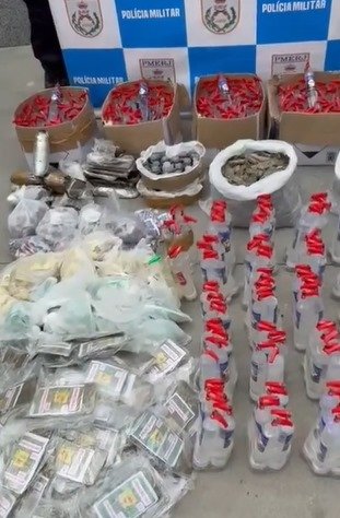 Ação conjunta da PM desmantela ponto de armazenamento de entorpecentes em Cabo Frio